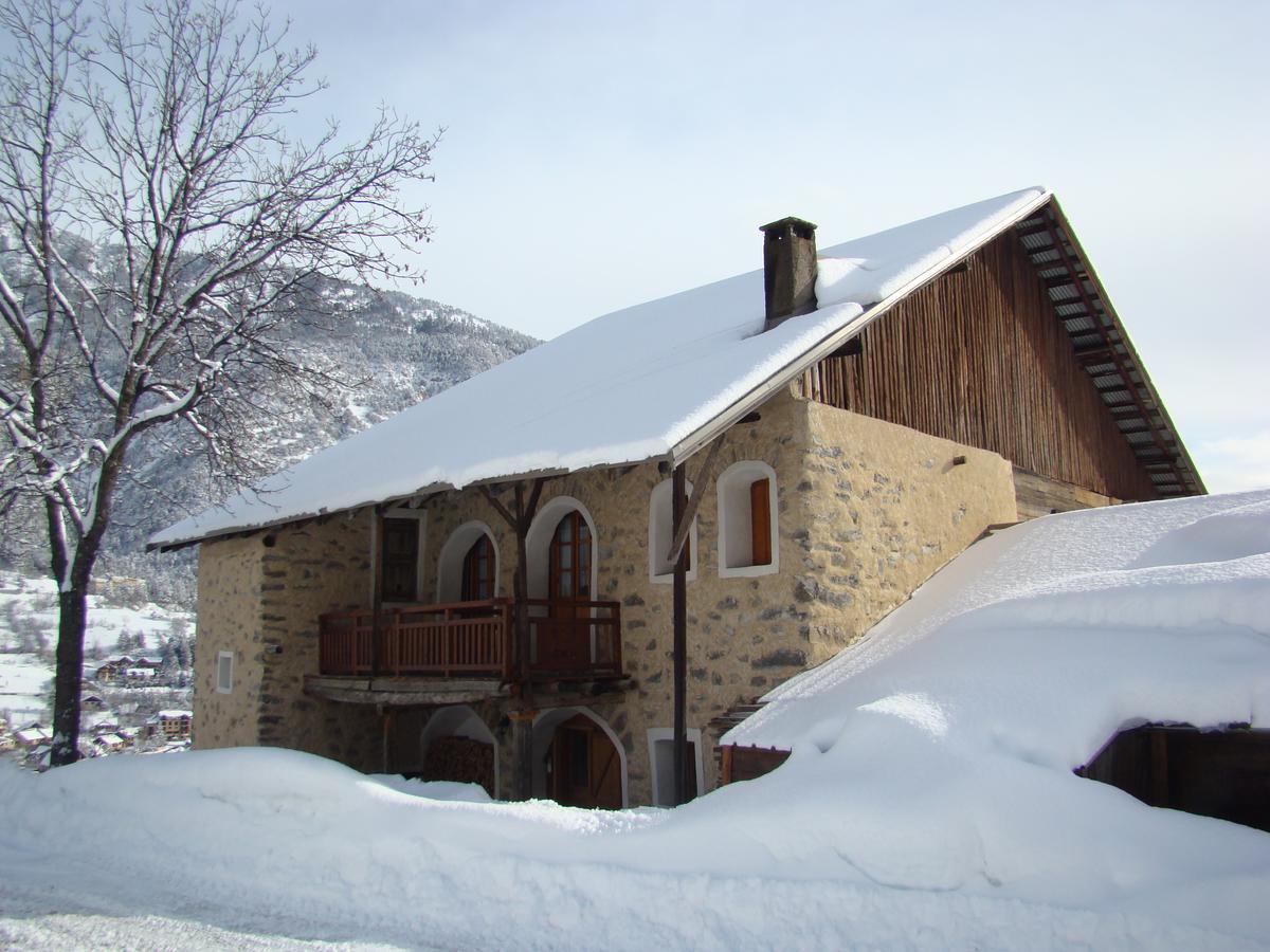 La Ferme De Belline Chalets Ou Gites & Spa Briançon Exterior foto