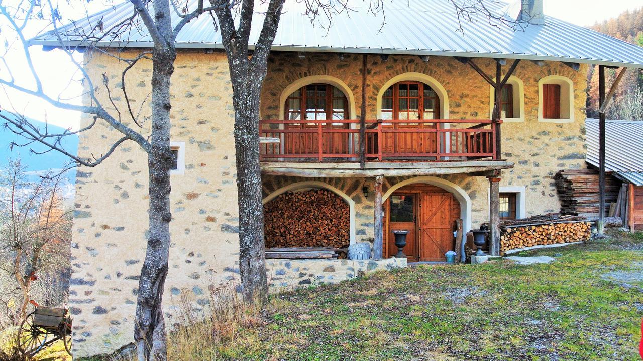 La Ferme De Belline Chalets Ou Gites & Spa Briançon Exterior foto