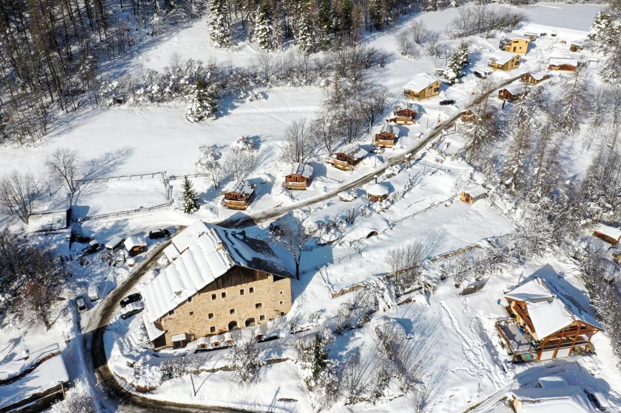 La Ferme De Belline Chalets Ou Gites & Spa Briançon Exterior foto